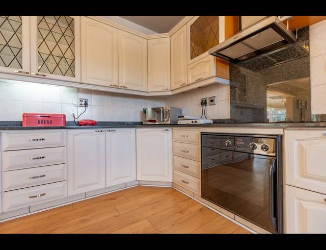 4 BEDROOM PENTHOUSE FOR SALE IN MUSGRAVE